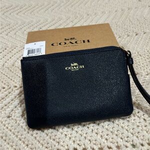Coach Wristlet New